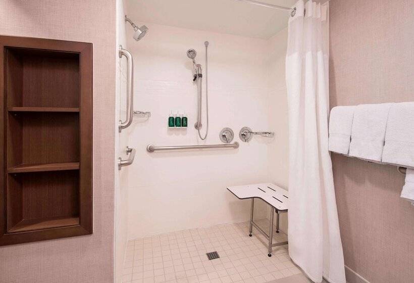 住所  Sonesta Es Suites Scottsdale Paradise Valley