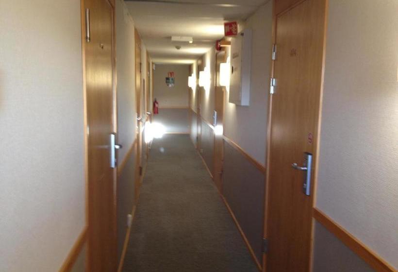 בית מלון כפרי Ro