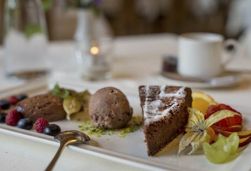 Отель Alpenresort Eienwäldli Engelberg