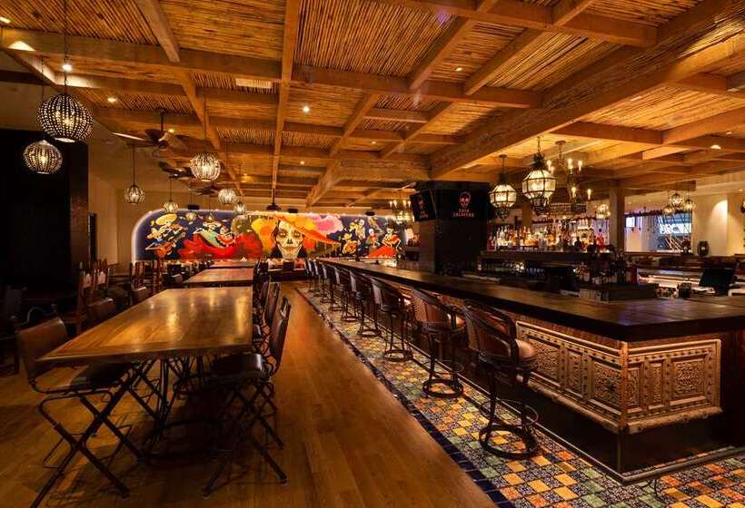 Virgin Hotels Las Vegas By Suiteness