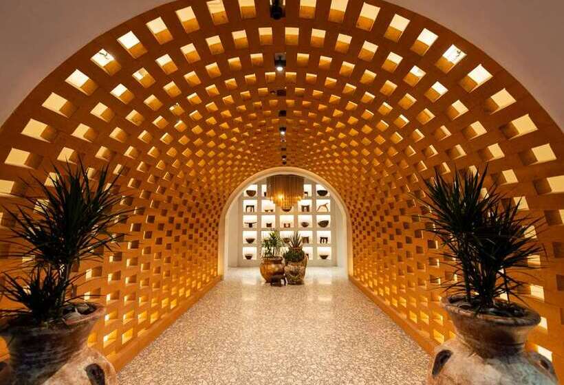 Virgin Hotels Las Vegas By Suiteness