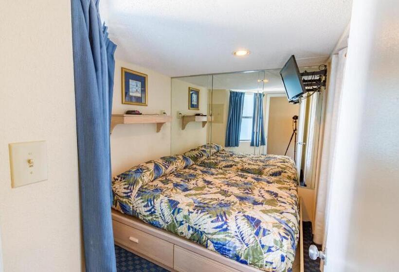 Yachtsman Oceanfront Resort