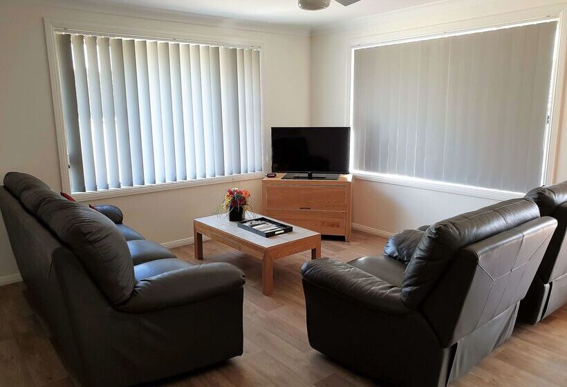 Best Western Endeavour Motel