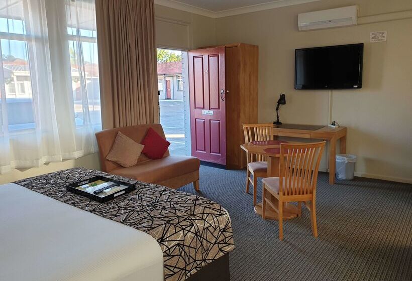 Best Western Endeavour Motel