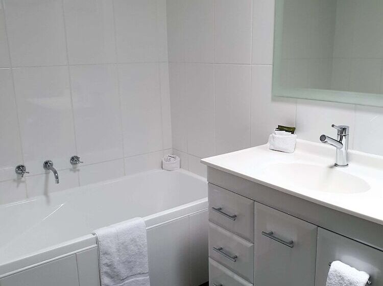 Best Western Endeavour Motel