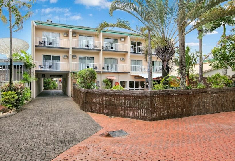 Cairns City Sheridan Motel