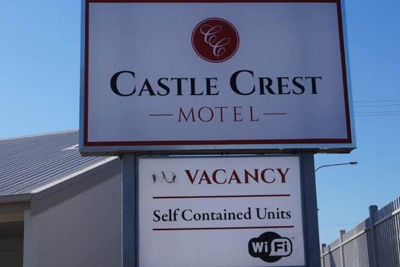 Castle Crest Motel