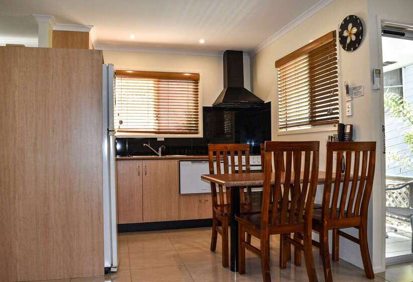 Comfort Resort Blue Pacific