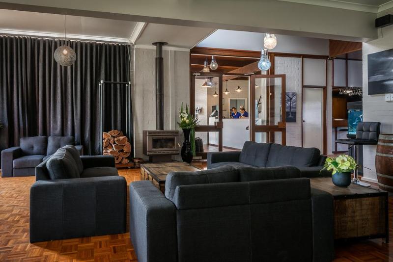 בית מלון כפרי Mandala Ace Albany