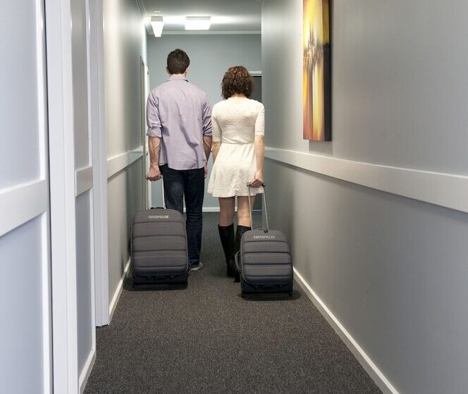 فندق Adelaide Riviera