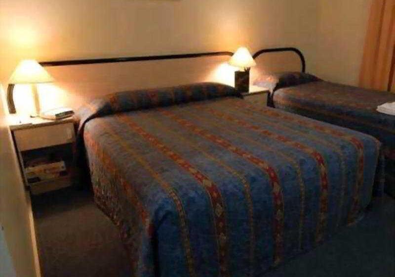 هتل Adelaide Riviera