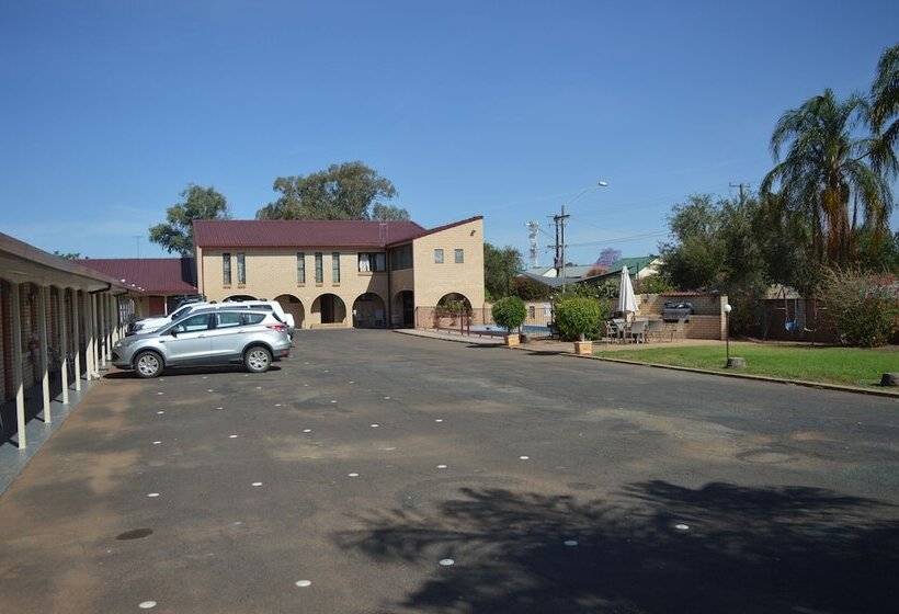 בית מלון כפרי Alamo Motor Inn