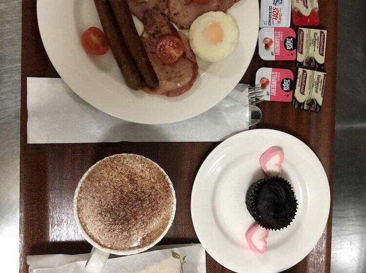 בית מלון כפרי Alamo Motor Inn