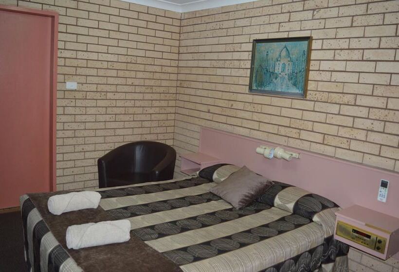 בית מלון כפרי Alamo Motor Inn