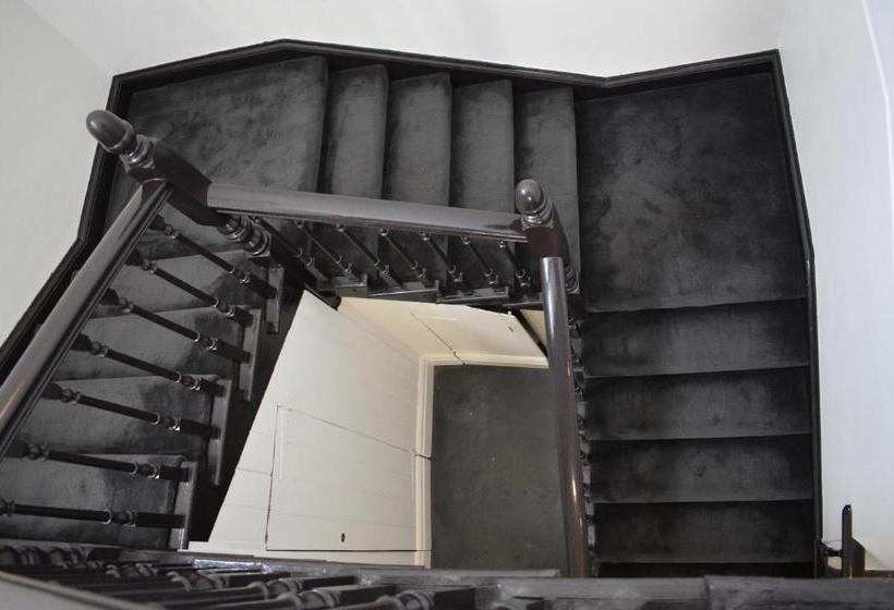 ホテル Ansonia On Lydiard