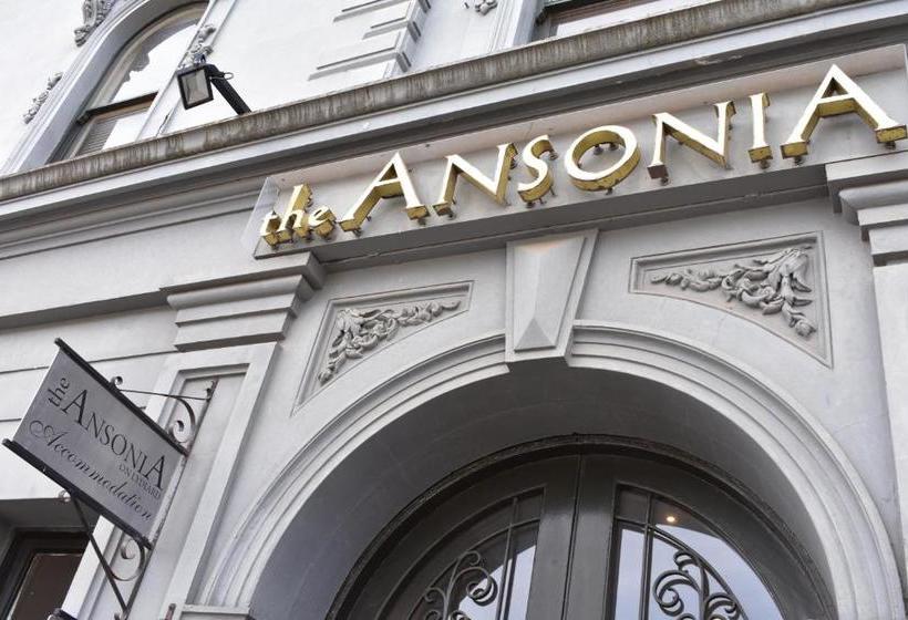 בית מלון כפרי Ansonia On Lydiard