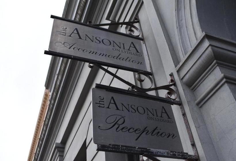 בית מלון כפרי Ansonia On Lydiard