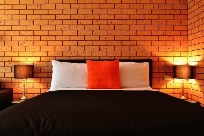 בית מלון כפרי Avondel Motor Inn