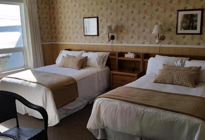 هتل Bayside Inn