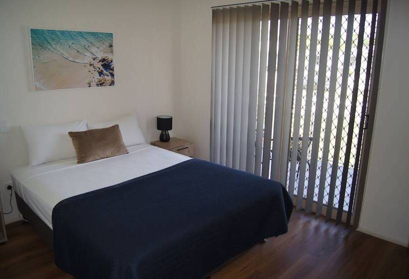 هتل Beachside Motor Inn