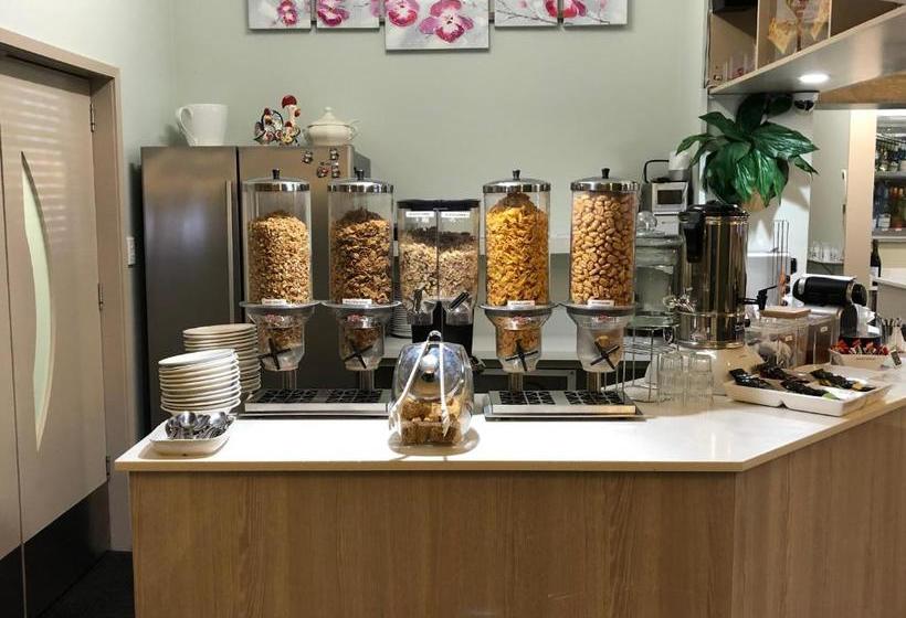 בית מלון כפרי Best Western Balmoral Motor Inn