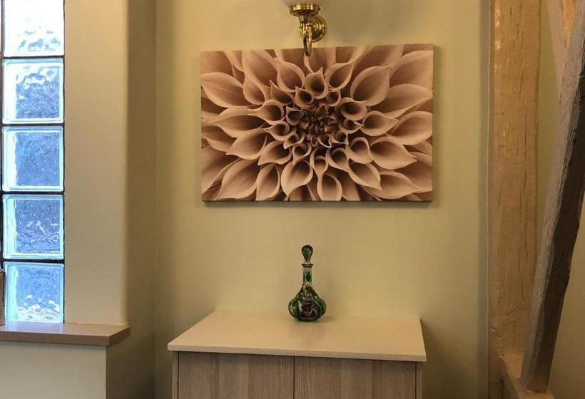 בית מלון כפרי Best Western Balmoral Motor Inn