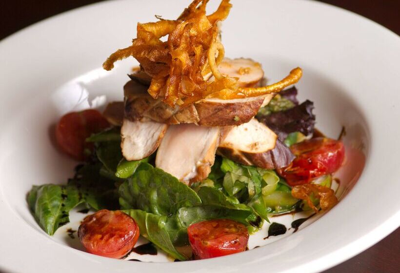 هتل Best Western Plus All Settlers Motor Inn