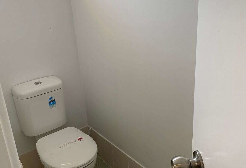 هتل Best Western Plus All Settlers Motor Inn