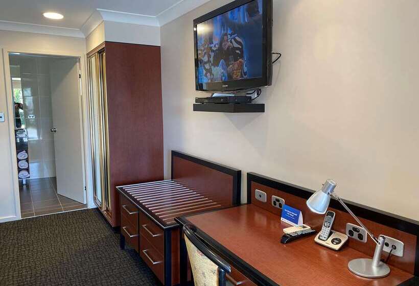 هتل Best Western Plus All Settlers Motor Inn