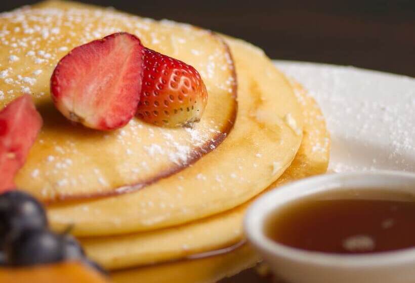 هتل Best Western Plus All Settlers Motor Inn