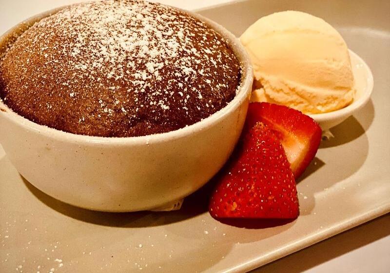 هتل Best Western Plus All Settlers Motor Inn