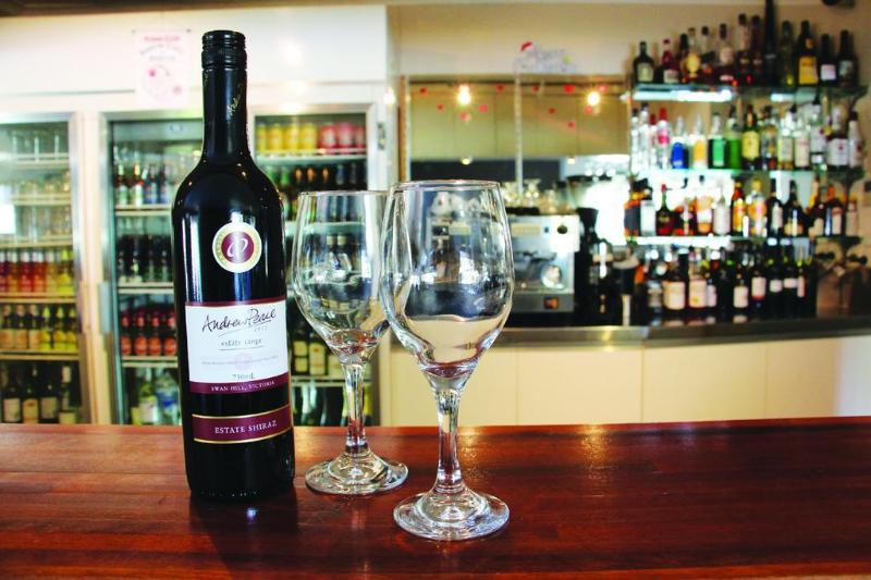 فندق Boulevard Motor Inn