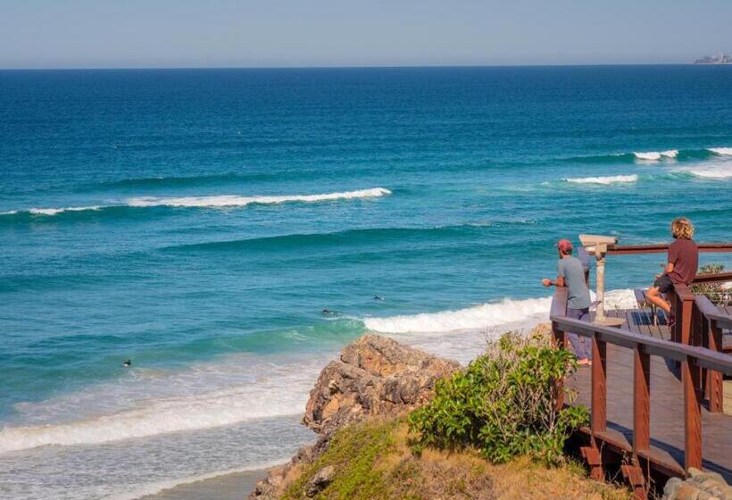فندق Burleigh Beach Tower