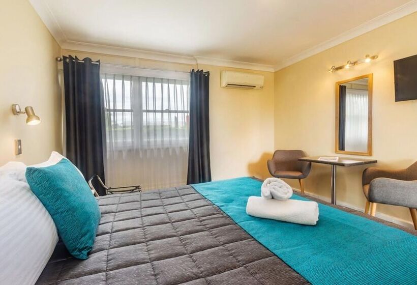 فندق Caravilla Motor Inn