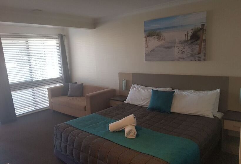 فندق Caravilla Motor Inn