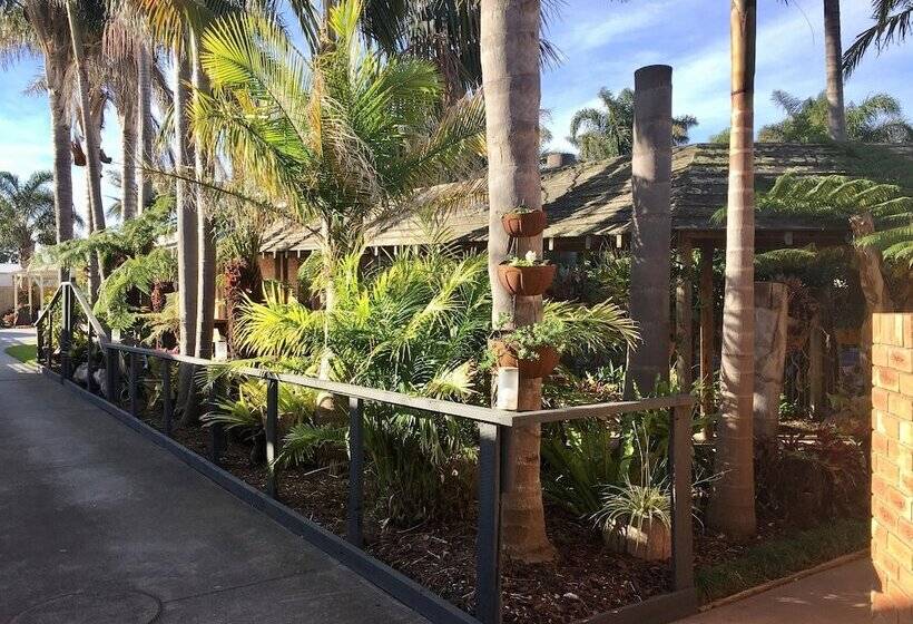 호텔 Coastal Waters Motor Inn