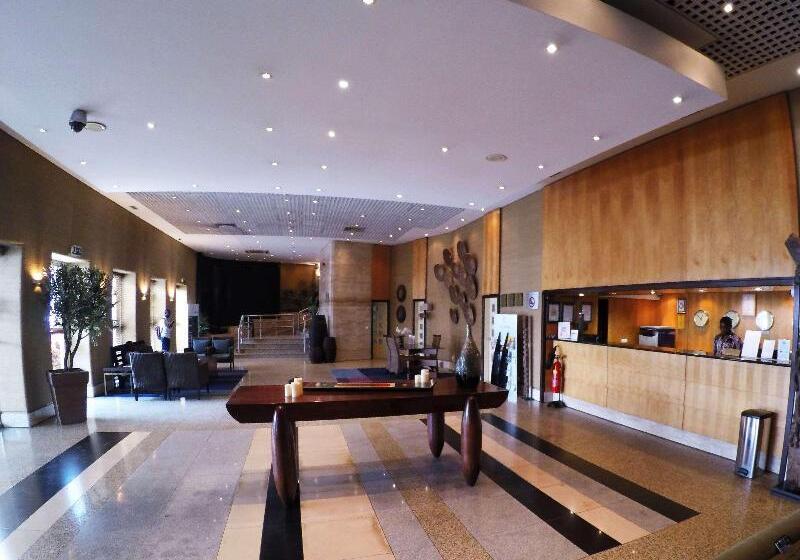 هتل Continental Luanda