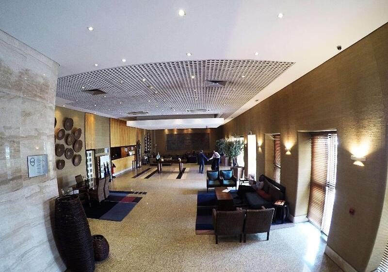 هتل Continental Luanda