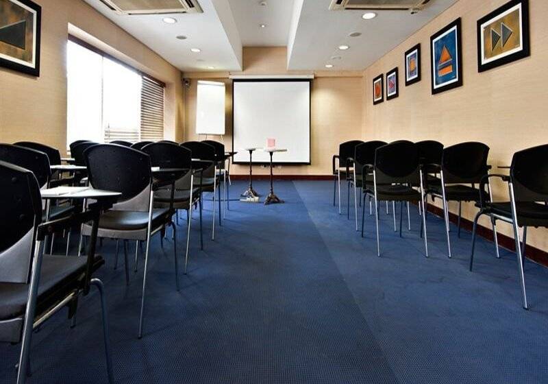 هتل Continental Luanda