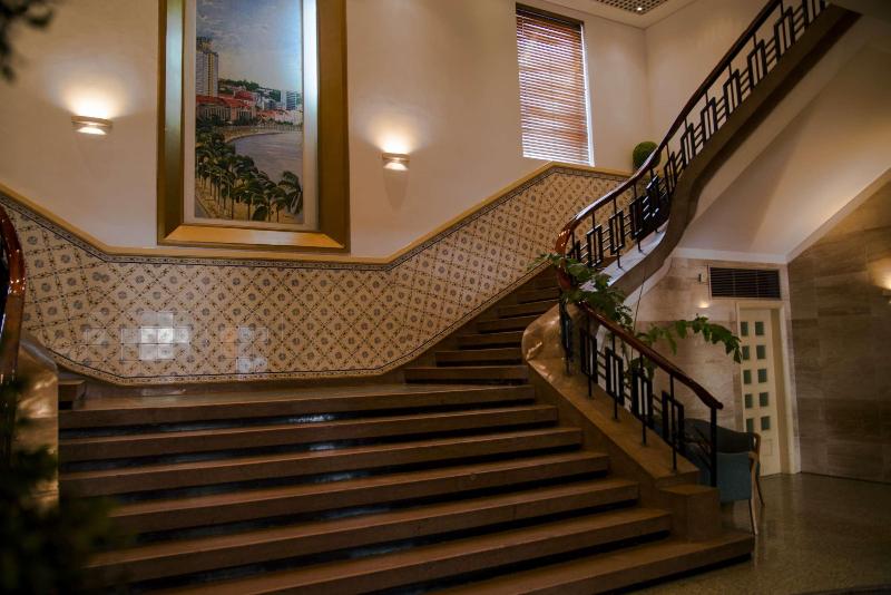 هتل Continental Luanda