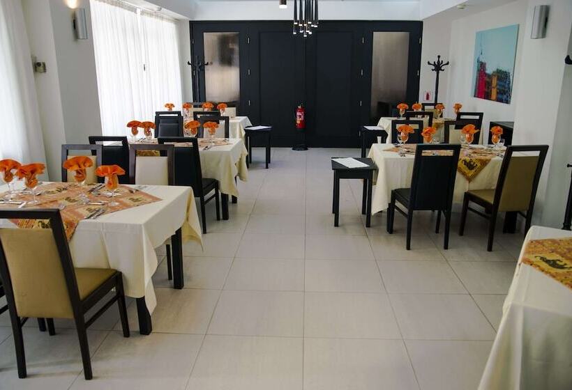 هتل Continental Luanda