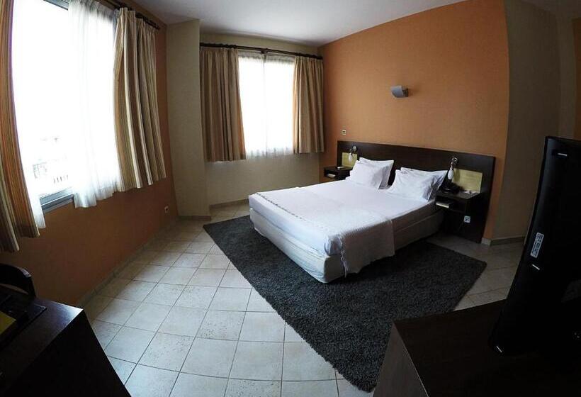 هتل Continental Luanda