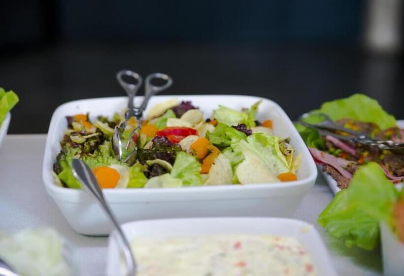 هتل Continental Luanda