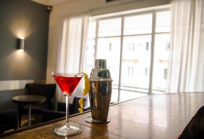 هتل Continental Luanda