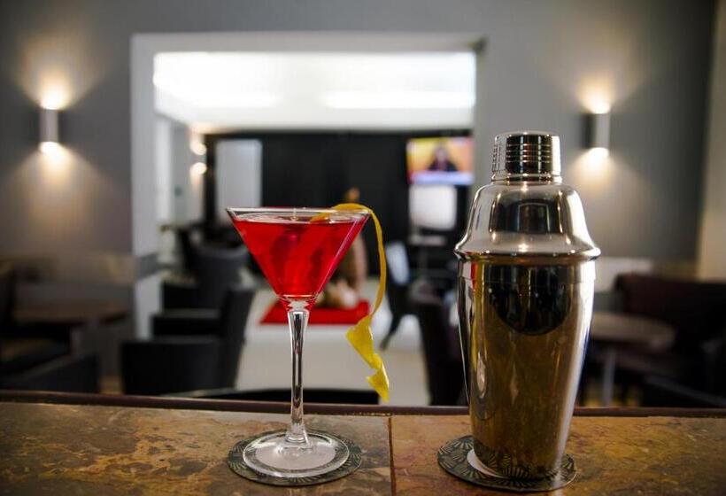 هتل Continental Luanda