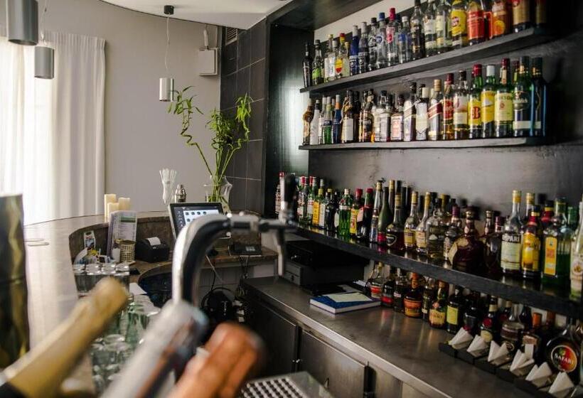 هتل Continental Luanda