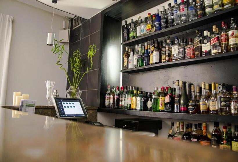 هتل Continental Luanda