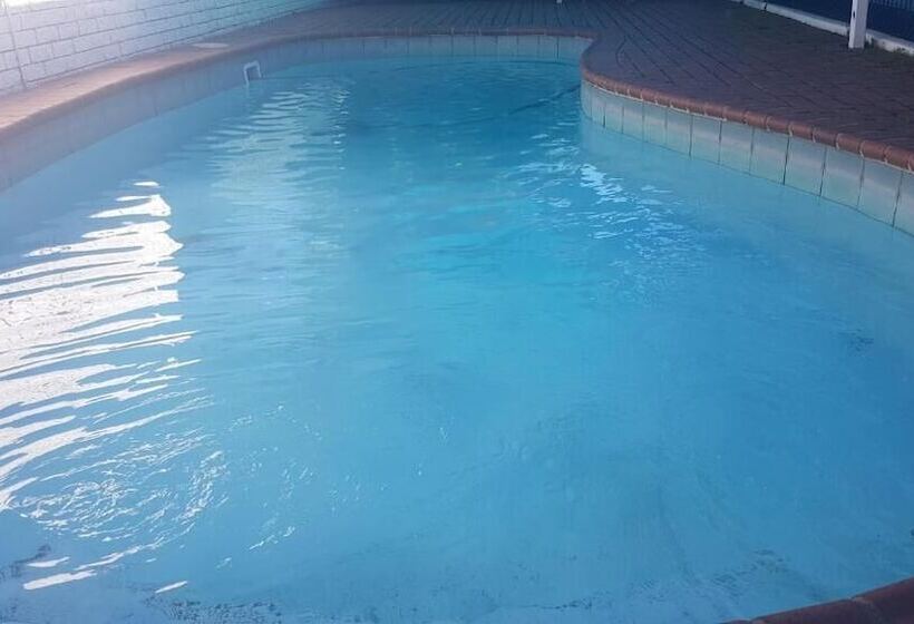 Y Motels Rockhampton