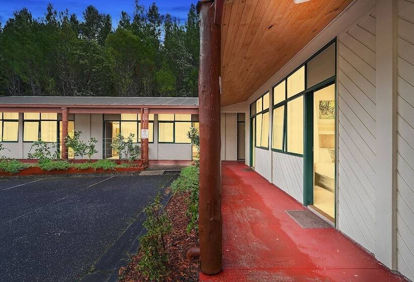 هتل Gold Rush Inn