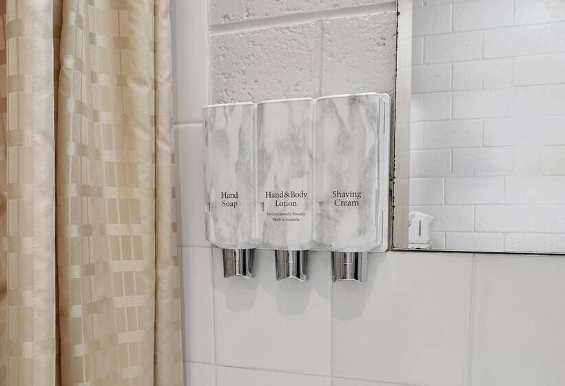 هتل Gold Rush Inn